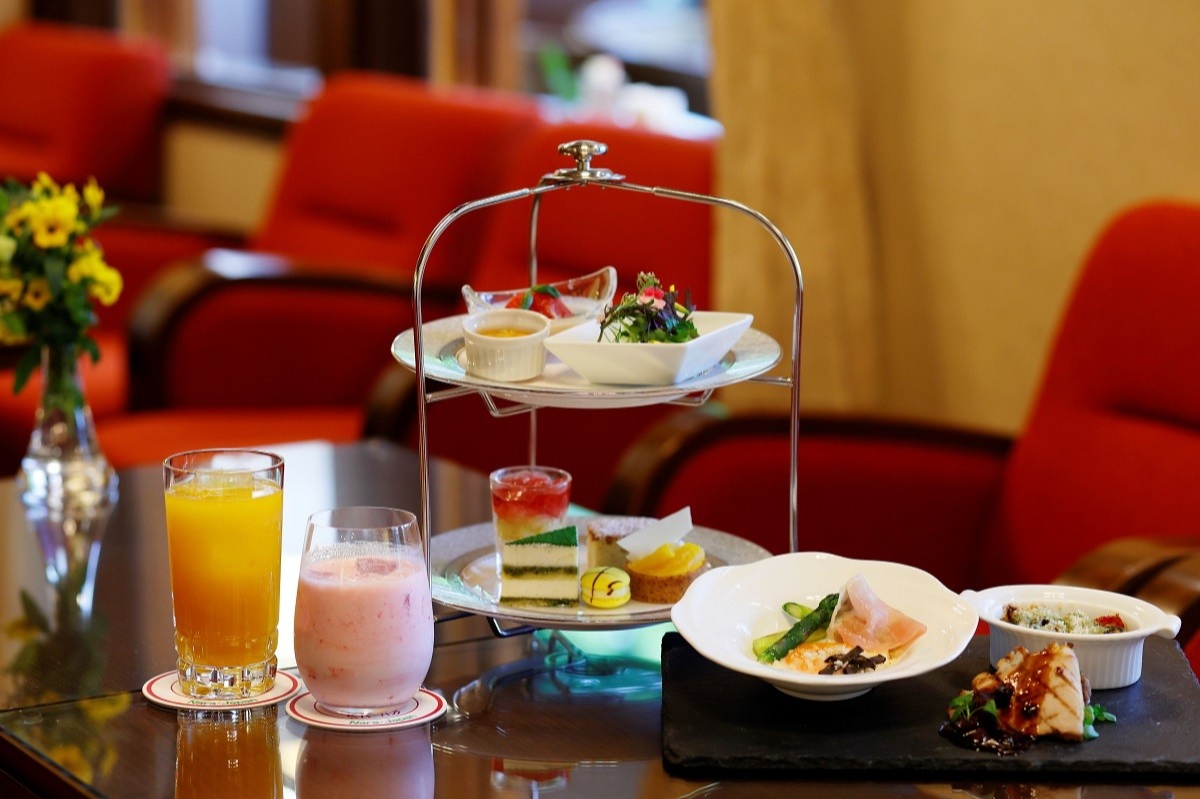 梅雨の蒸し暑さも吹き飛ばす！爽やかな料理とドリンクで初夏の訪れを楽しむ</br>「初夏グルメスタンド」発売について