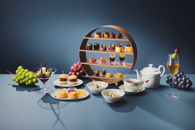 季節をつかまえるアフタヌーンティー　初秋の主役はジューシーに色づく「ぶどう」　 目玉のParfait “Voyage”は3種のぶどうの魅力を食べ比べるパフェ