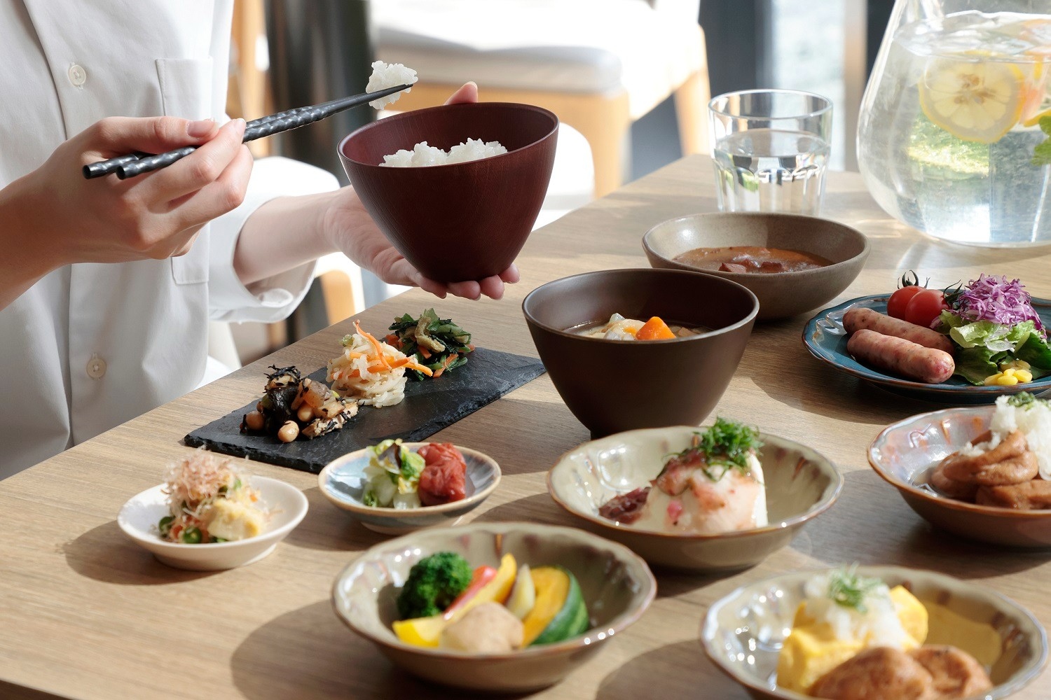 朝寝坊派も。早起き派にも！ポテルの「ごはんがおいしくなる朝食」平日11時まで延長！～ポテルだから叶う、朝のメリット５選～