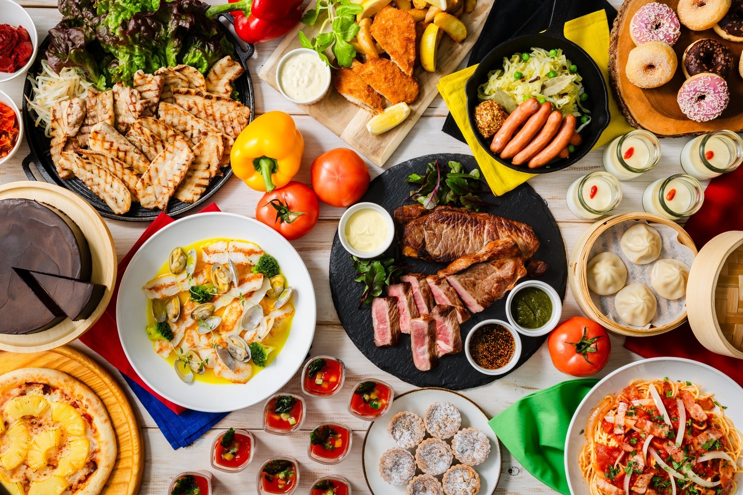 まるで“世界一周”！19か国のグルメを味わう贅沢「旅するビュッフェ 世界美食めぐり」抹茶のモンブラン＆ローストビーフが今フェアもランチ限定で登場！